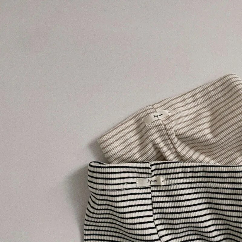 Καλοκαίρι 2023 Νέο μωρό ριγέ σορτς Βαμβακερό βρεφικό σορτς με ραβδώσεις απλό παιδικό κοριτσάκι κολάν Παντελόνι ασφαλείας Παιδικά ρούχα