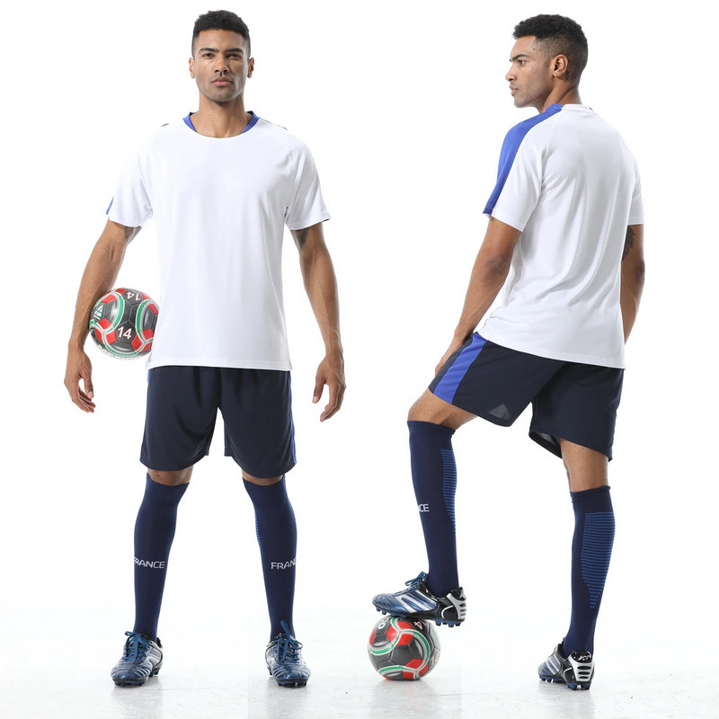 Ofertă caldă Nou stil de vară în aer liber Fotbal Sport Culori solide Bărbați de înaltă calitate Cămașă cu mânecă scurtă Pantaloni scurți Trening