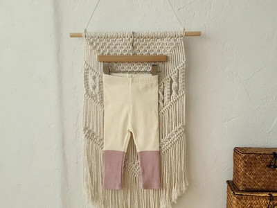 2023 Есен Нови бебешки модни момичета пачуърк клинове Детски тесни панталони Ежедневни панталони за момчета Детски памучни дрехи Детски панталони