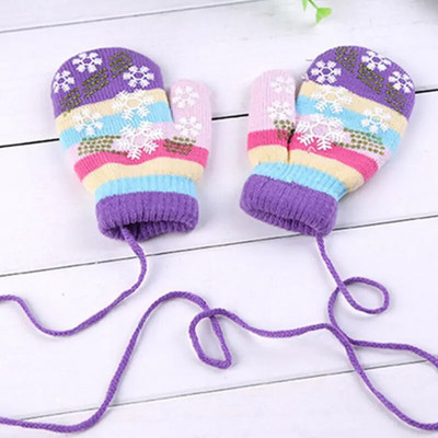Бебешки ръкавици Есен Зима Детски топли ръкавици Бебешки момчета Момичета Меки детски ръкавици Снежинка Ивица Бебешки аксесоари за деца