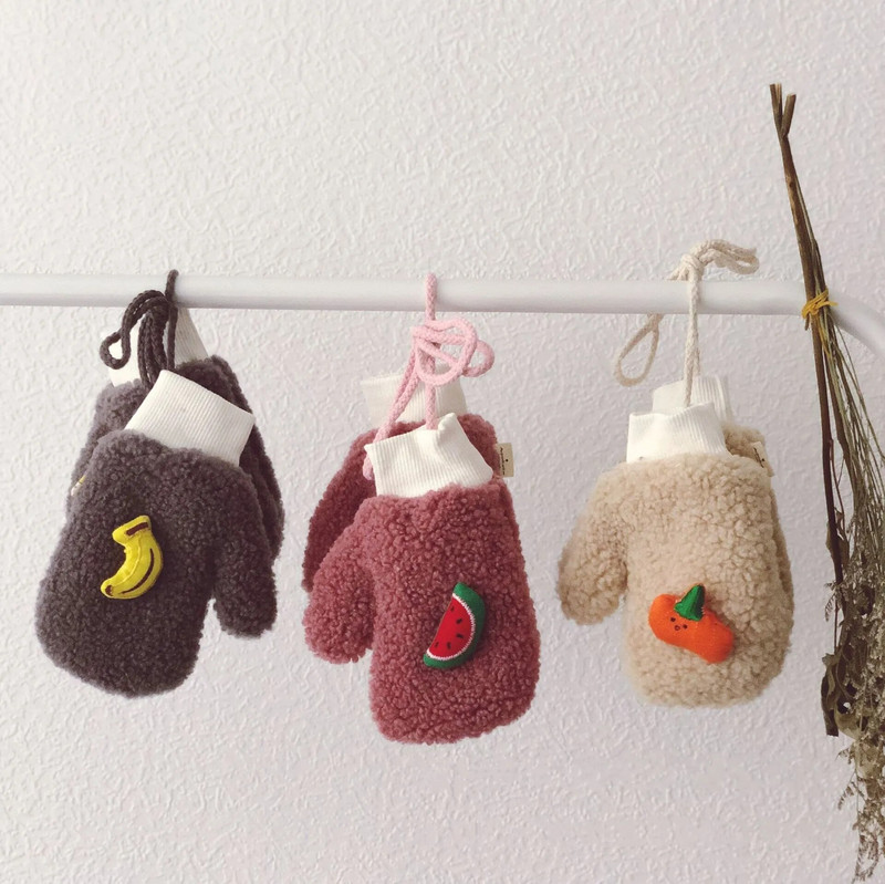 Дебели плюшени топли бебешки ръкавици Зимни плюс кадифени ръкавици Деца Детски коралови поларени плодови ръкавици за 1-6 години