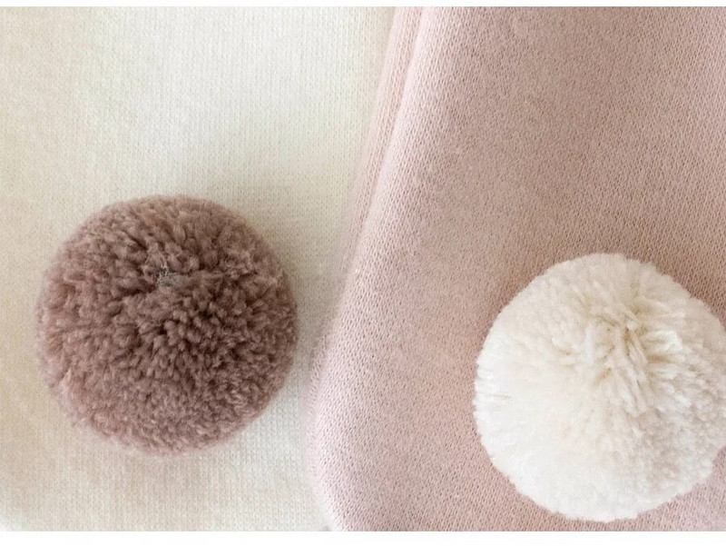 3324A Дрехи за новородени Бебешки клинове 2022 Есен Нова корейска основа за бебе момиче Дълги чорапогащи Топли клинове Панталони Чорапи