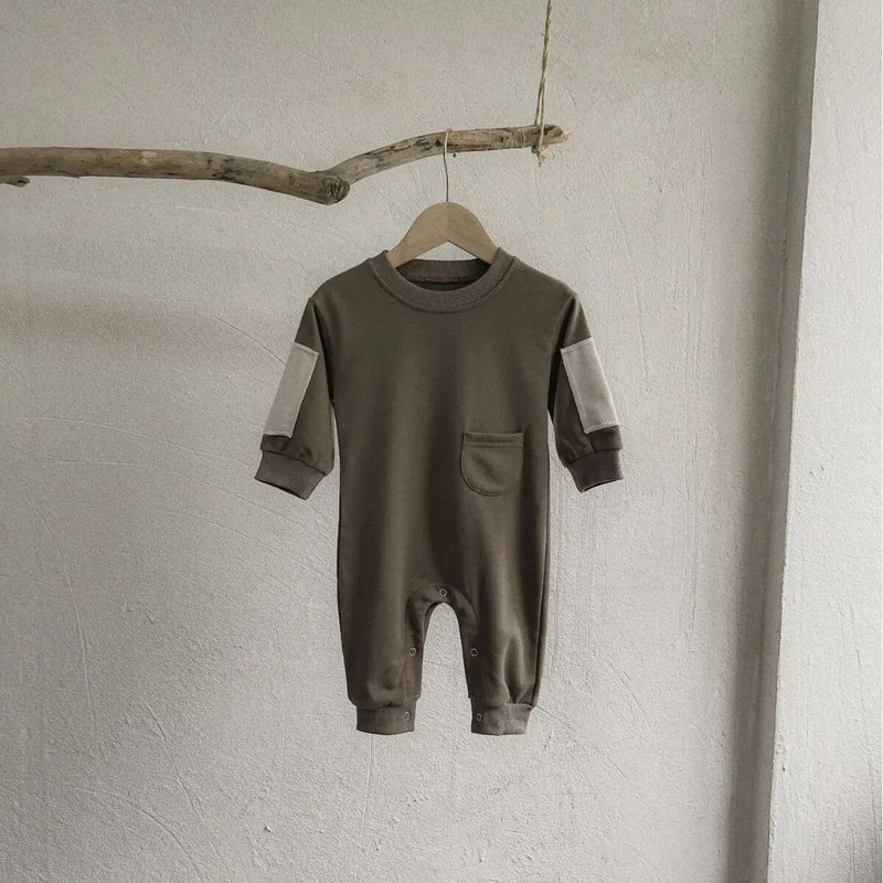7637 Odjeća za bebe Dječački kombinezon Jesen 2023. Novi pamučni patchwork Odjeća za penjanje za dječake Ležerna jednodijelna odjeća