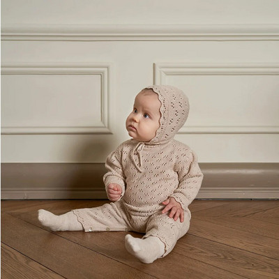 5427 Hot Sale Baby Hollow Out Body Hollow Out hosszú ujjú kötött egyrészes öltöny kalappal Csipke Baby Girl Princess ruhák