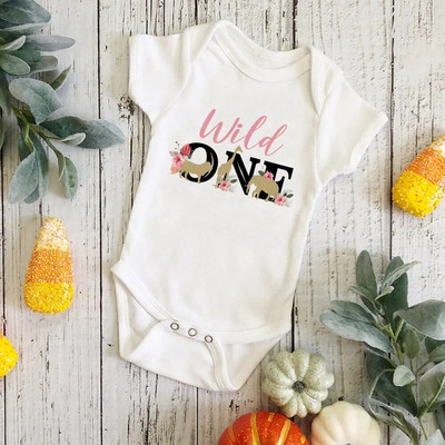 Wild One Birthday Baba Bodusuit Csecsemő 1. Születésnapi Jungle Party Outfit Fox Tiger Leo Babaruha Tipegő rövid ujjú Jumpsuit