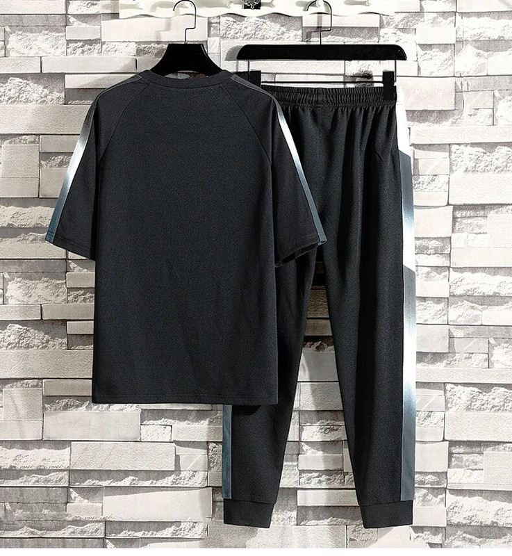 Летен нов мъжки ежедневен анцуг Harajuku Комплекти Мъжко спортно облекло Комплект екипировка за джогинг Тениски + шорти Спортен костюм от две части Облекло