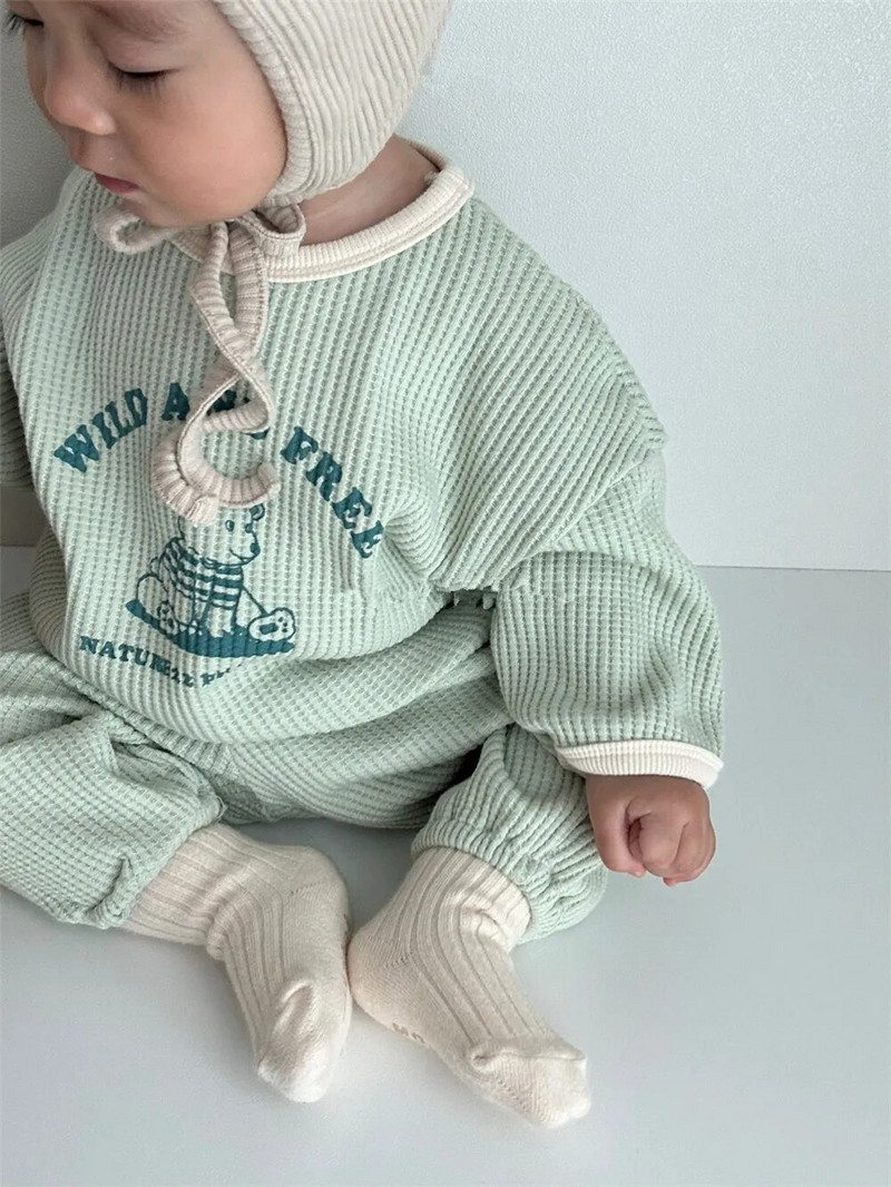 Пролет Есен Детски комплект дрехи Момче Момиче Бебешки гофрети Анимационни горнища с дълъг ръкав + Едноцветни панталони 2бр. Детски тениска с щампа на букви Костюм