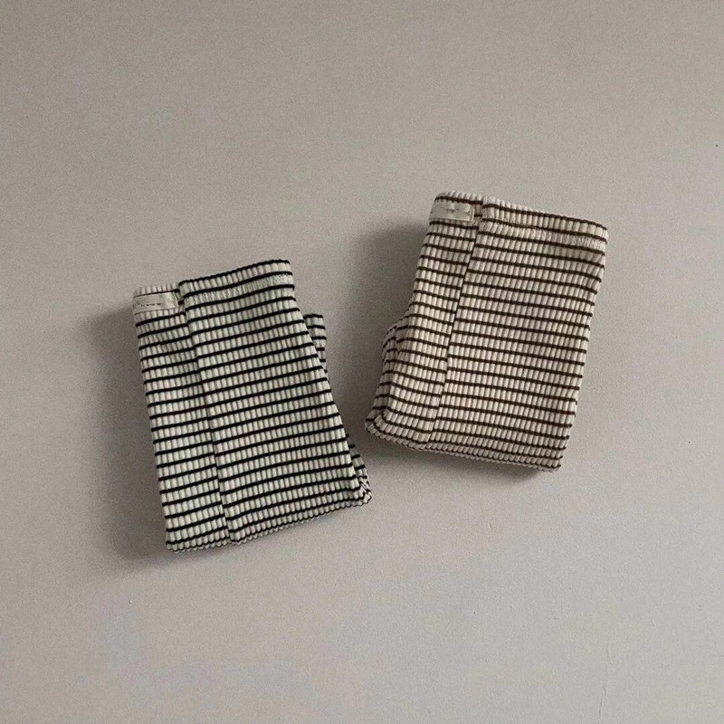 2556A Бебешки дрехи Новородени панталони 2022 Летни бебешки светли райета Големи полипропиленови панталони Момчета и момичета Обикновени шорти с дъно