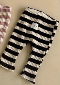8214 Babaruha Csíkos leggings 2023 Őszi új, vastagított baba lány nadrág Alkalmi leggings PP nadrág fiú nadrág.