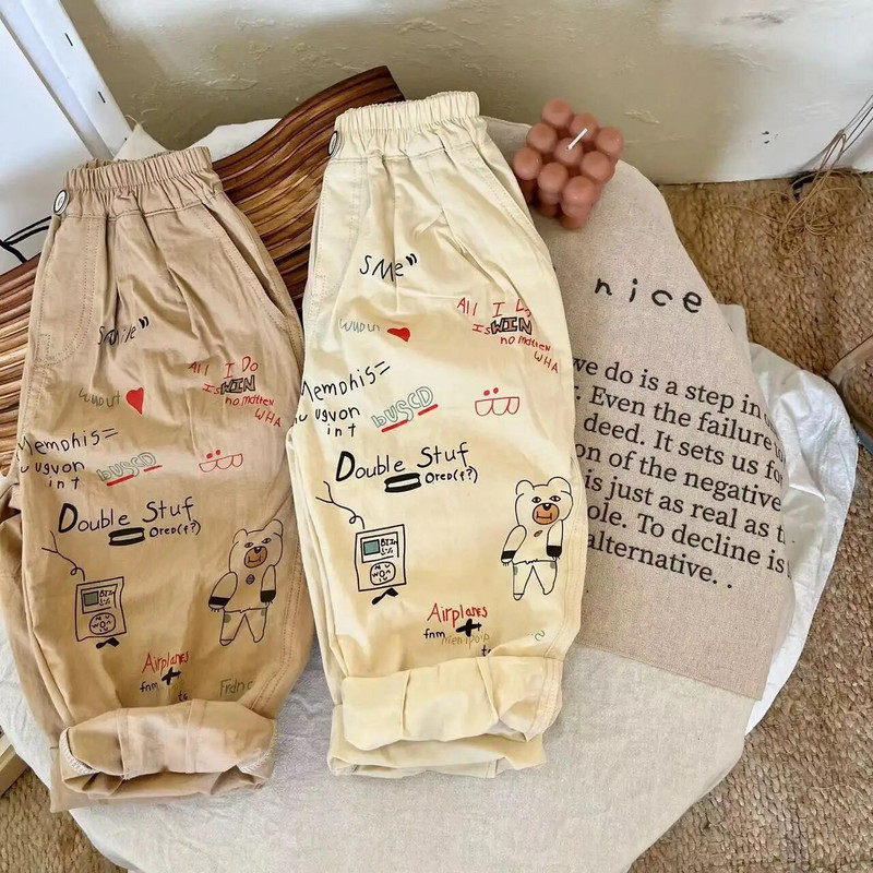 Nyári új gyerekek lányok divatos graffiti nadrágok aranyos medve mintás nadrág fiúknak hárem nadrág pamut kiváló minőségű melegítőnadrág