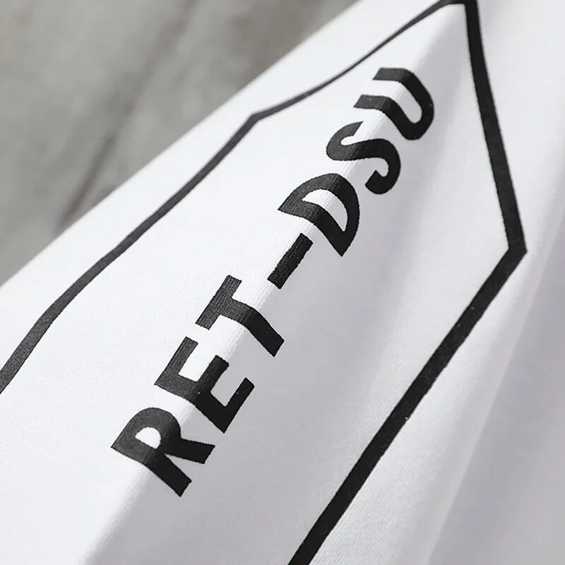 Ανδρικό μπλουζάκι και κοντό ανδρικό καλοκαιρινό κοντομάνικο μπλουζάκι και παντελόνι Νέο αθλητικό σετ για τρέξιμο Streetwear μπλουζάκια