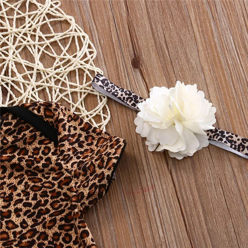 0-12 hónapos kislányoknak 3db ruhakészlet rövid ujjú, virágos leopárdmintás nadrágos csecsemő lányoknak hajpánt cipő ruhák lányoknak