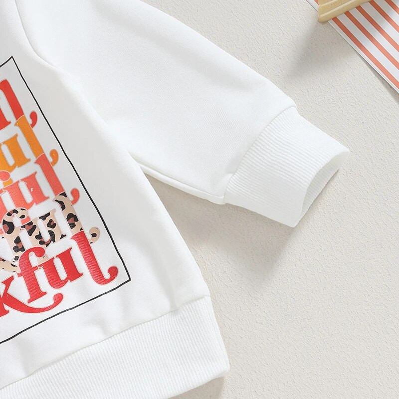 Tipegő lányok hálaadásnapi ruhák Betűmintás hosszú ujjú pulóver és sütőtök mintás flare nadrág szett Aranyos ruhák