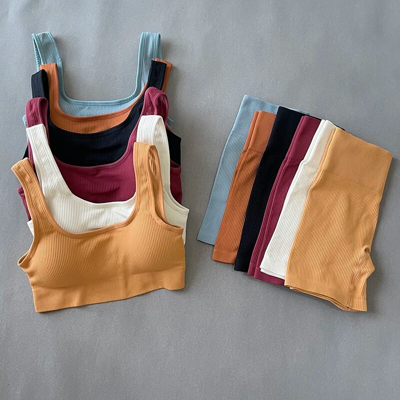 Női sportruházat Zökkenőmentes jóga szett Szexi szögletes gallér sport melltartó felsők öltönyök rövidnadrággal edzőterem fitnesz ruházat ujjatlan tréningruha