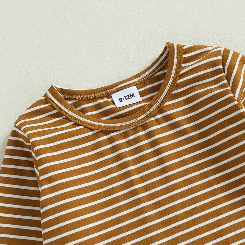 Tipegő lányok 2 részes ruházat, csíkos hosszú ujjú ing és aranyos rajzfilm, kutyanadrágos nadrág, nyári ruha szett