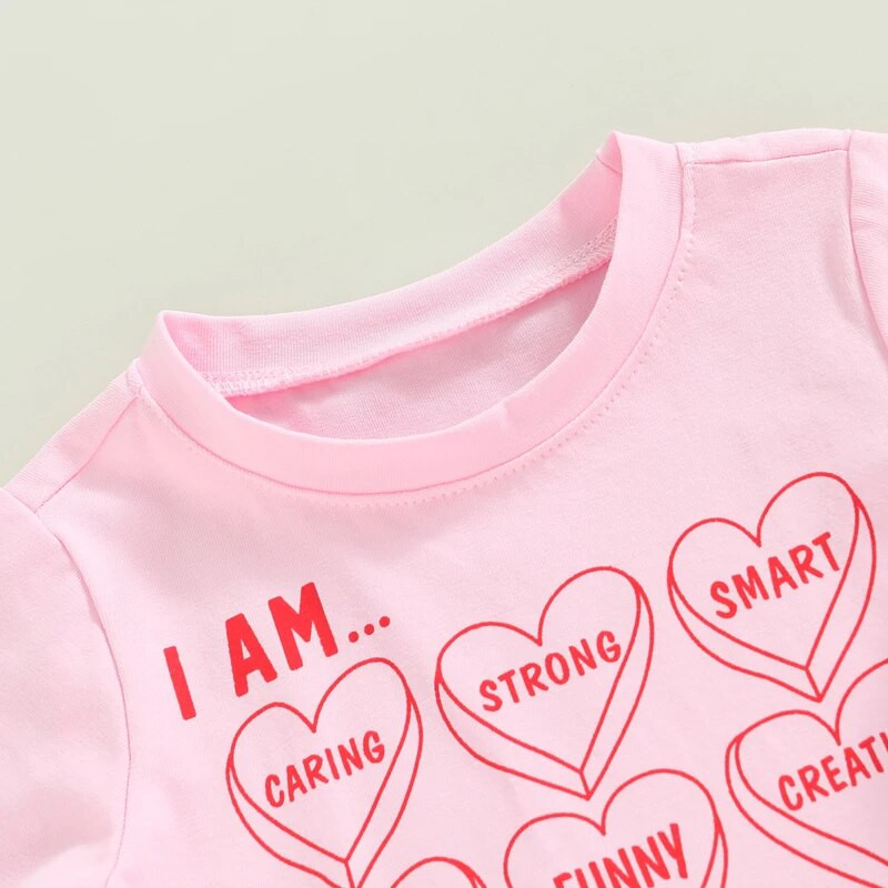 Lánygyerek nadrág szett, rövid ujjú, legény nyakú, betűkkel nyomott póló szívmintás, lobogó nadrággal