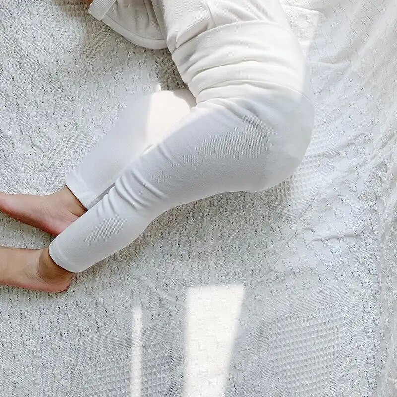 Őszi Baba Lány Leggings Baba Fiúk Bordás Leggings Gyerek Vékony nadrágok Gyerekek Alkalmi nadrágok 0-4 éves Baba Alkalmi nadrágok