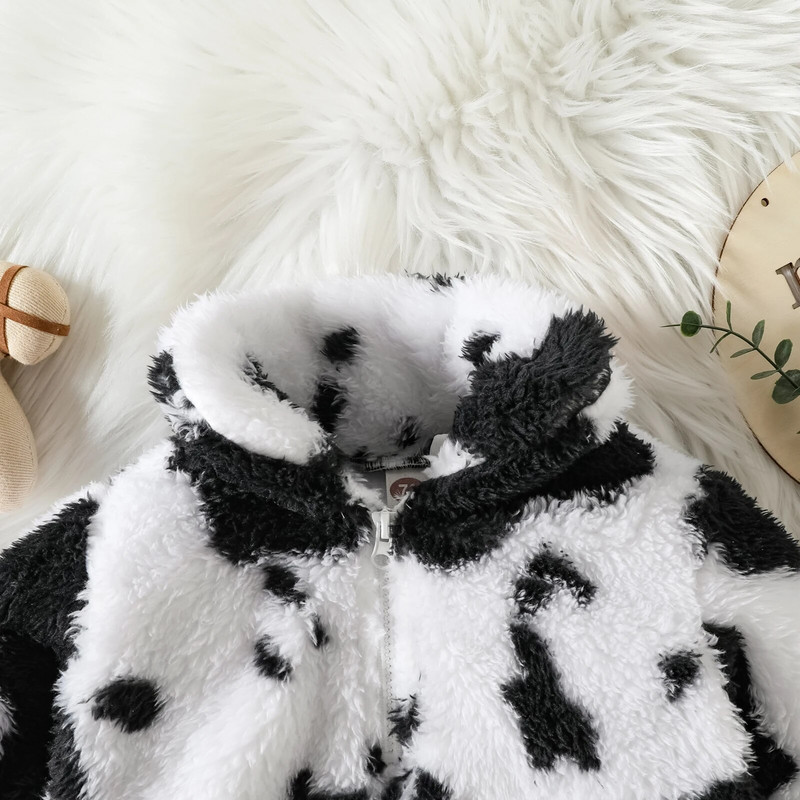 Prowow 0-24M babaruha újszülötteknek fekete fehér tehén nyomott body csecsemőknek cipzáras téli polár pólós babák jumpsuit