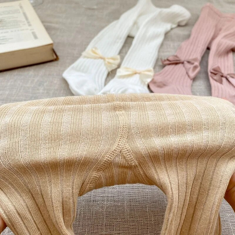 Aranyos kislány harisnyanadrág 0-4 éves korig újszülött gyerekeknek, egyszínű, csokorcsomós harisnya puha pamut harisnya tipegő gyerekeknek leggings ruhák