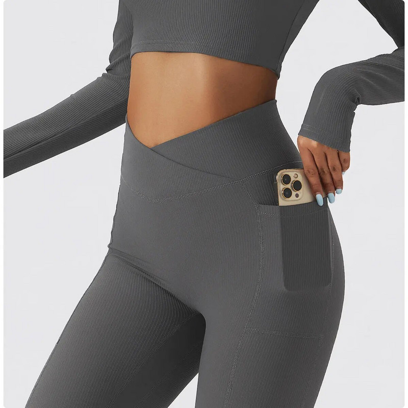 Σετ γιόγκα Νέα γυναικεία αθλητικά ρούχα με ραβδώσεις Γυναικεία αθλητικά σετ Κοστούμια για γυμναστική Ανώμαλο μακρυμάνικο γυμναστήριο Push Up Legging