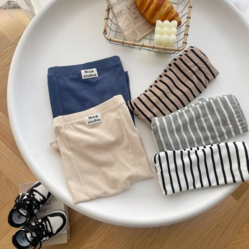 Újszülött baba PP nadrág 0-3 éves csecsemő fiú lány rugalmas derék csíkos/ tömör pamut leggings alsó alkalmi ruhák tavaszi ruhák