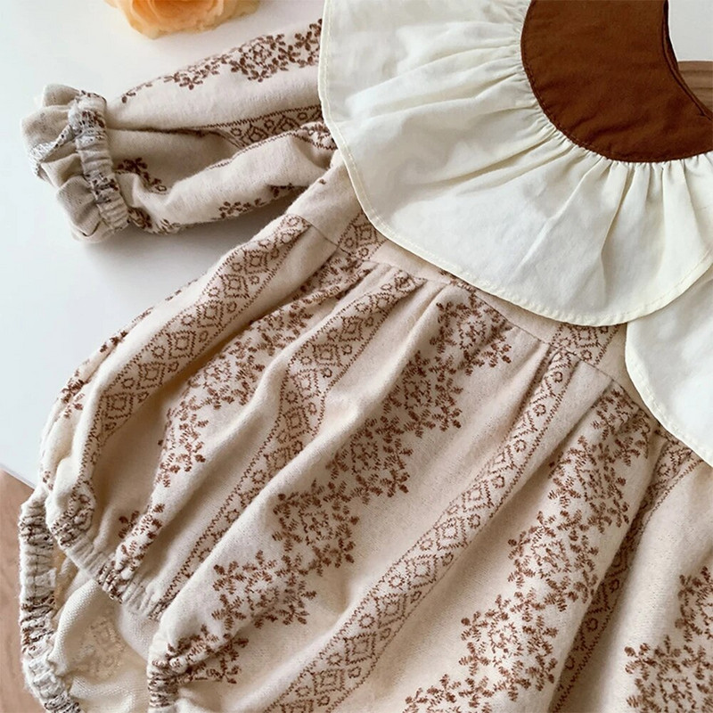 Bear Leader Baby Triangle Creeper, 2023. aasta sügis, uus tüdrukute armas lilletrükk, volangidega kraega pikkade varrukatega body, beebiriided