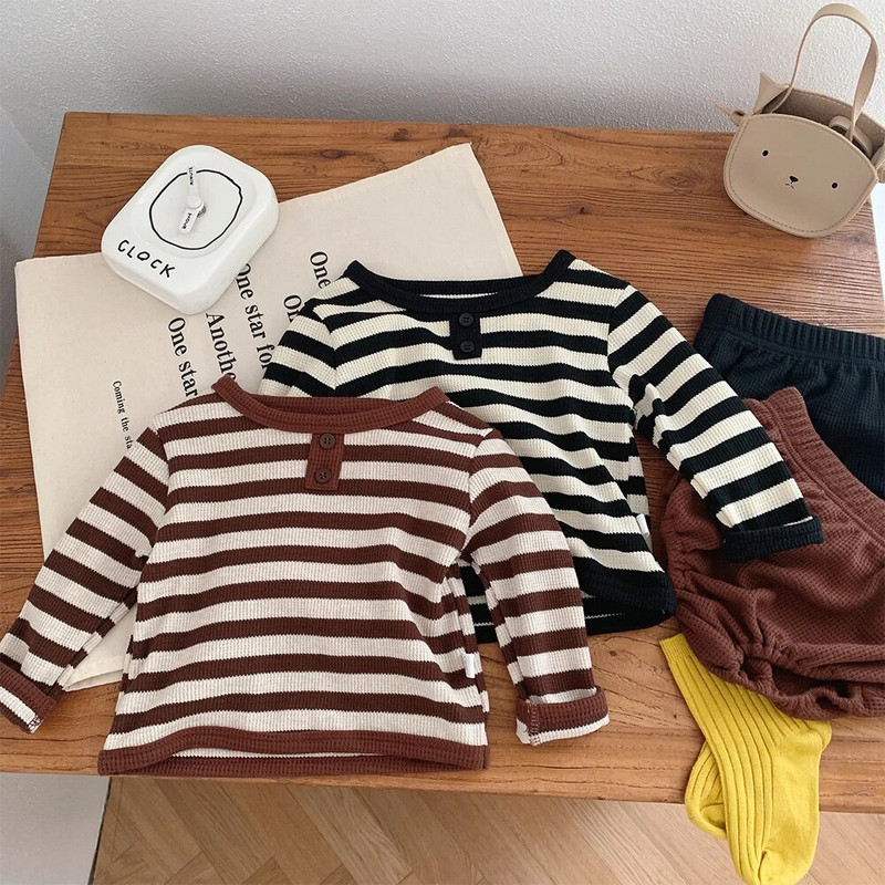 Bear Leader Baby Creeper, 2023. gada rudens, jauns zēnu un meiteņu svītrains tops ar garām piedurknēm + šorti, divdaļīgs komplekts, moderns bērnu apģērbs