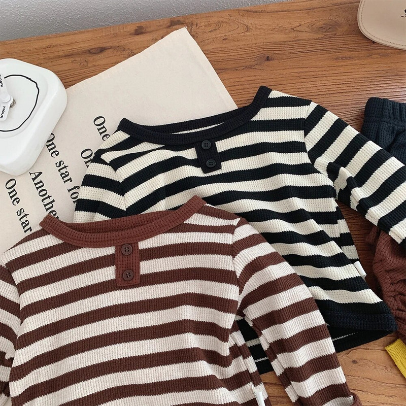 Bear Leader Baby Creeper, 2023. gada rudens, jauns zēnu un meiteņu svītrains tops ar garām piedurknēm + šorti, divdaļīgs komplekts, moderns bērnu apģērbs