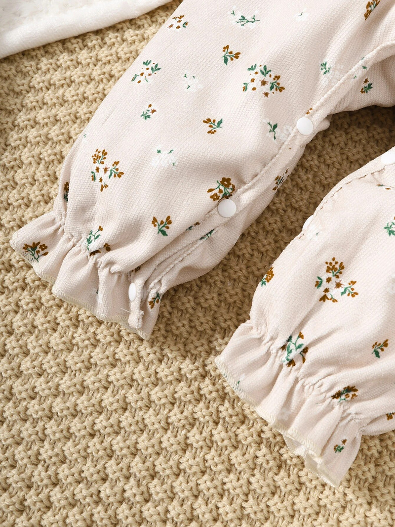 3–24 mēn. zīdaiņu bodiji ar garām piedurknēm ar puķainu pavasara un rudens kombinezonu, kas paredzēts mazuļiem.