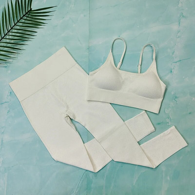 Naiste spordiülikonna joogakomplektid Õmblusteta soonikuga spordisäärikud fitness-treeninguks Riided naistele jõusaalikomplekt Kaheosalised riided