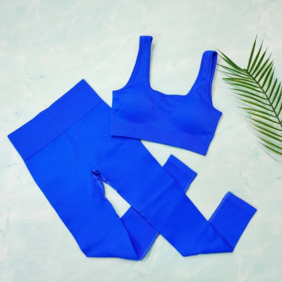 Naiste spordiülikonna joogakomplektid Õmblusteta soonikuga spordisäärikud fitness-treeninguks Riided naistele jõusaalikomplekt Kaheosalised riided