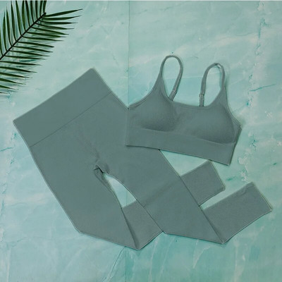 Naiste spordiülikonna joogakomplektid Õmblusteta soonikuga spordisäärikud fitness-treeninguks Riided naistele jõusaalikomplekt Kaheosalised riided