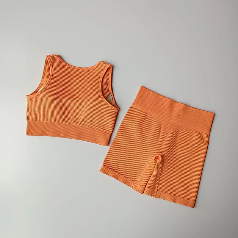 2-osalised õmblusteta joogakomplektid Naiste spordikomplekt Kärbitud topid Spordirinnahoidja+ Kõrge vöökohaga lühikesed püksid Sportlik fitness-ülikond Lühikesed püksid Jõusaalikomplektid