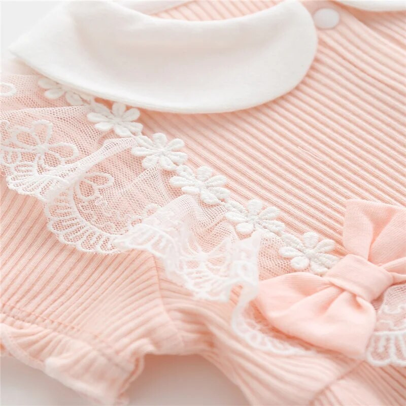 Suvised lühikeste varrukatega vastsündinud beebitüdruku püksid Printsessi pitsilised tüdrukute kombinesoonid