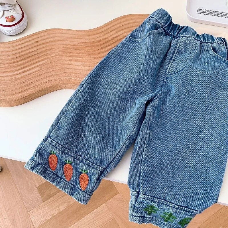 2023-as divat Gyermek lány farmernadrág 0-6 éves kisgyermek gyerekeknek rugalmas derékhímzés széles szárú farmer nadrág, tavaszi ruhákhoz