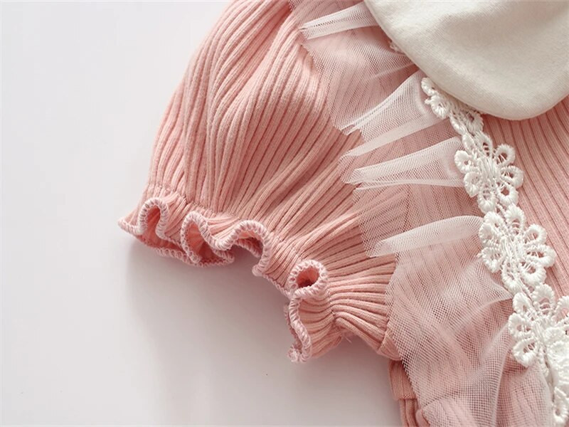 Fodor csipke Summe baba bodyk rövid ujjú pamut tipegő gyerekek lányok jumpsuitek születésnapi ruhák egynemű