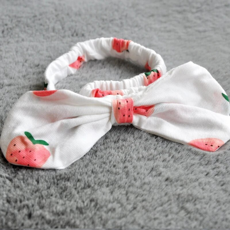 Flying Sleeves Καλοκαιρινό νεογέννητο μωρό Rompers Κοριτσάκι Jumpsuit Strawberry print Κοντό μανίκι κοριτσίστικα ρούχα