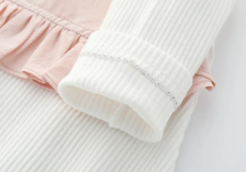 Kokvilnas garās piedurknes jaundzimušo meiteņu bodiji Mežģīnes Bebe meiteņu kombinezoni, apģērbi, topi ar priekšautiņiem