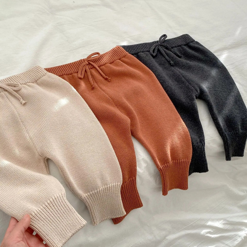 Jednobojne pletene dječje hlače 2023. Proljetne korejske pamučne vunene pulover hlače visokog struka za dječake Hlače za malu djevojčicu Pletene hlače