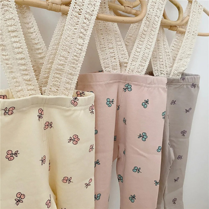 2022 Dječje hlače s tregerima od čipke Pamučne elastične tajice Set šešira za dojenčad Dječaci Djevojčice Borovnica Uski kombinezoni Dječja odjeća za spavanje