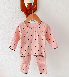 Φθινοπωρινά χειμωνιάτικα βρεφικά σετ ρούχων για κορίτσια Χαριτωμένα μακρυμάνικα εμπριμέ με κουκκίδες + παντελόνι Βαμβακερά ρούχα για το σπίτι δύο τεμαχίων