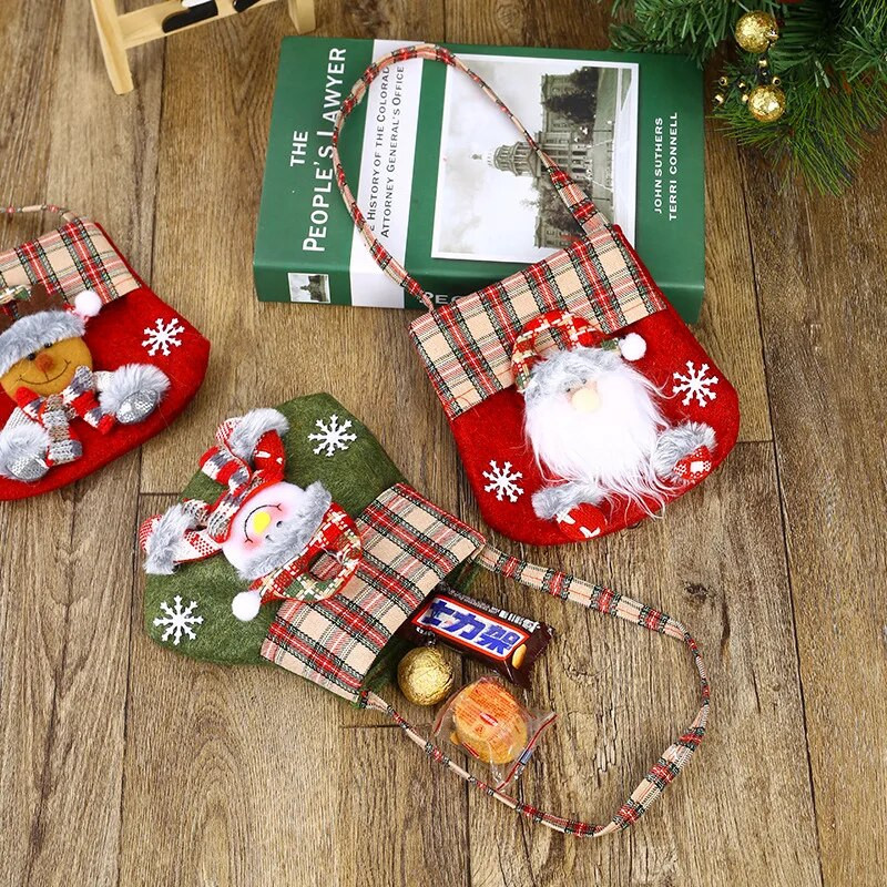 Jauna karikatūra Ziemassvētku konfekšu soma dāvanu soma Ziemassvētku rokassomiņa Ābolu soma Ziemassvētku dāvana Ziemassvētku vecīša somas Ziemassvētku rotājumi Ziemassvētku vecīša maisi