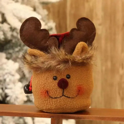 Ziemassvētku rotājumi Konfekšu maisiņi Dāvanu maisiņi Vecs Sniegavīrs Alnis Ābolu Somas Ziemassvētku eglīšu rotājumi