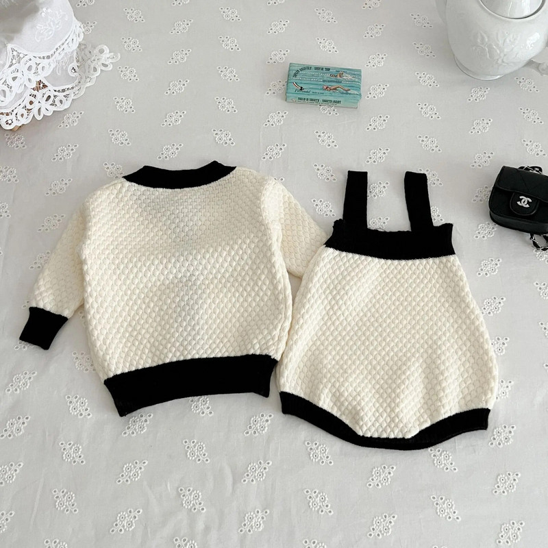 Jesenska odjeća za djevojčice 2023. Pamučni pleteni kardigan kaput Bodi s tregerima za dojenčad Majica s kragnom za lutke 3 kom odijelo za djevojčice