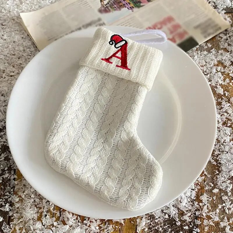 Mājas dekorēšana Ērta pārnēsāšanai Pastorālā mājas Ziemassvētku eglītes rotāšana Ziemassvētku zeķu tendences Ziemassvētku rotājumu zeķes