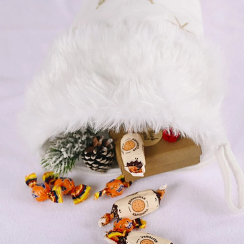 19,7 inčni božićni ukrasi za čarape od flanela s bisernim pahuljama 1 kom