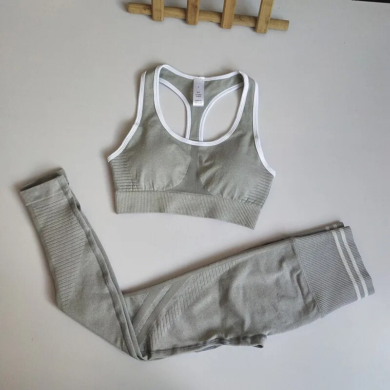 Bešavni sportski set Ženski 4 boje 2-dijelni kratki top grudnjak Kratke hlače Joga Sportsko odijelo Odjeća za trčanje Odjeća za fitness Komplet za teretanu