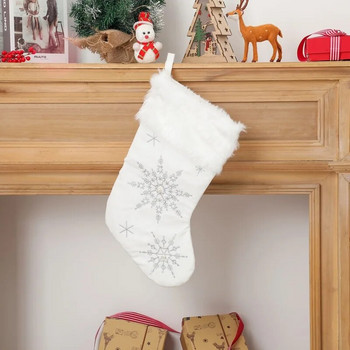 Коледна новогодишна атмосфера Декоративни принадлежности Чанта за съхранение на подарък Снежинка Прекрасни плюшени детски чорапи за коледно дърво