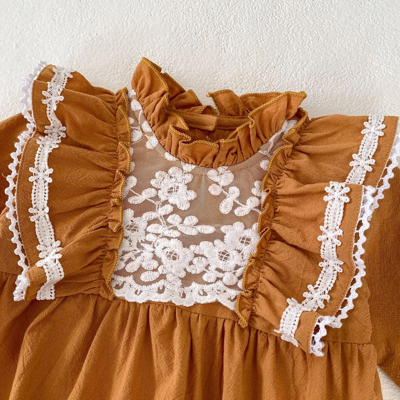 Meiteņu bodijs 2023. gada rudens mazuļiem, izšuvumi ar ziediem, mežģīnēm, lidojošiem piedurknēm, zīdaiņu kombinezoni