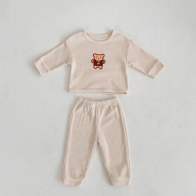 2023. gada pavasara rudens bērnu apģērbu komplekti, vafeļu lācītis, izšuvumi ar garām piedurknēm, topi un bikses, 2 gab.